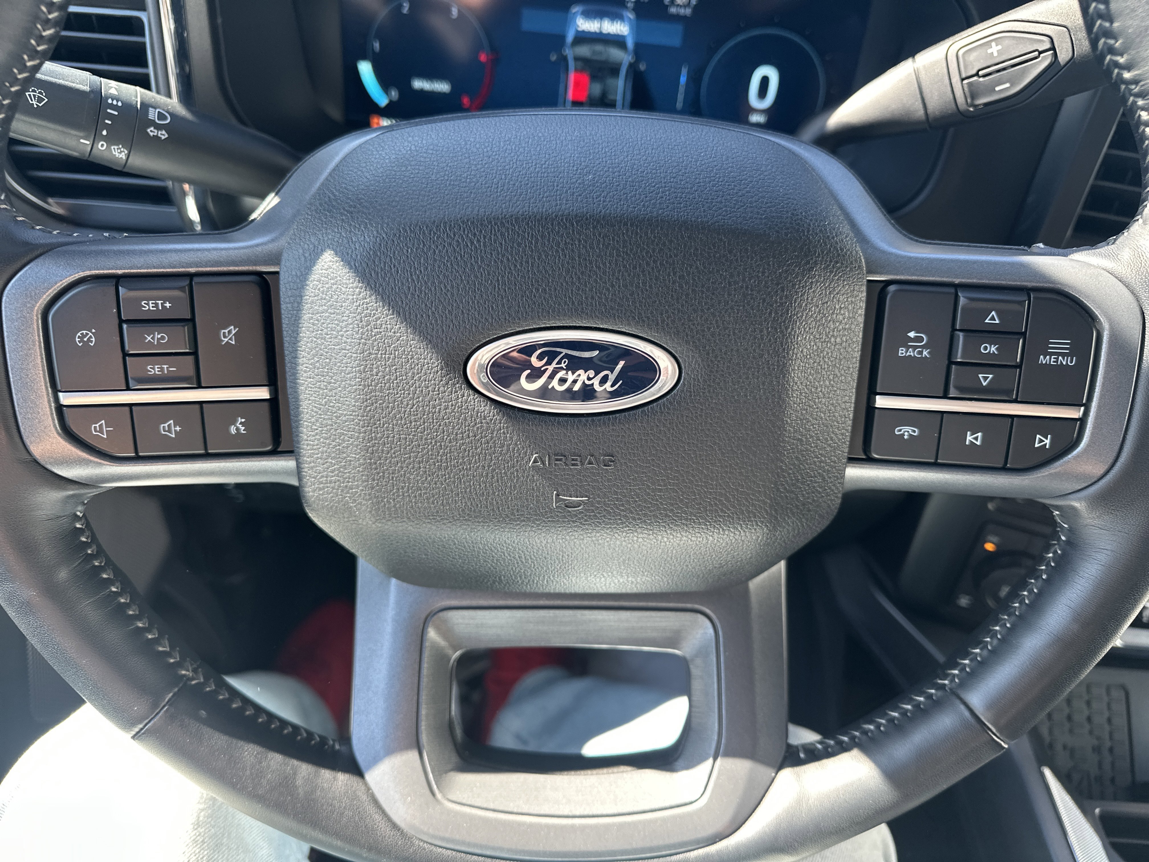 Used 2024 White Ford  image 20