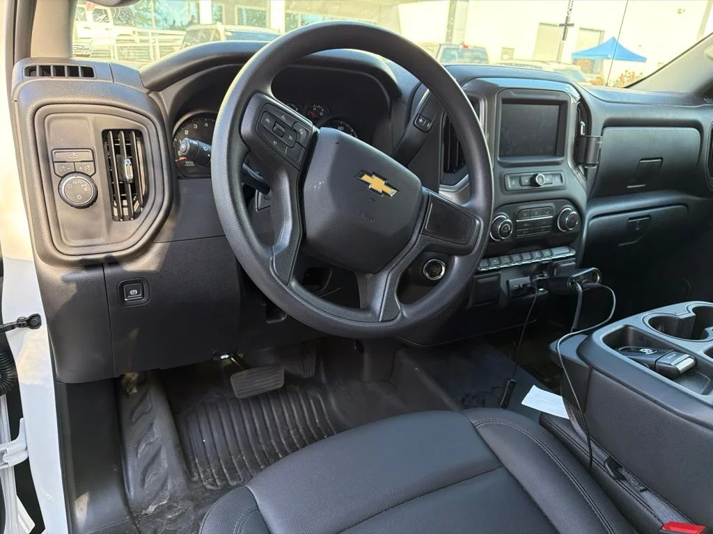 Used 2026 Summit White Chevrolet WT image 13