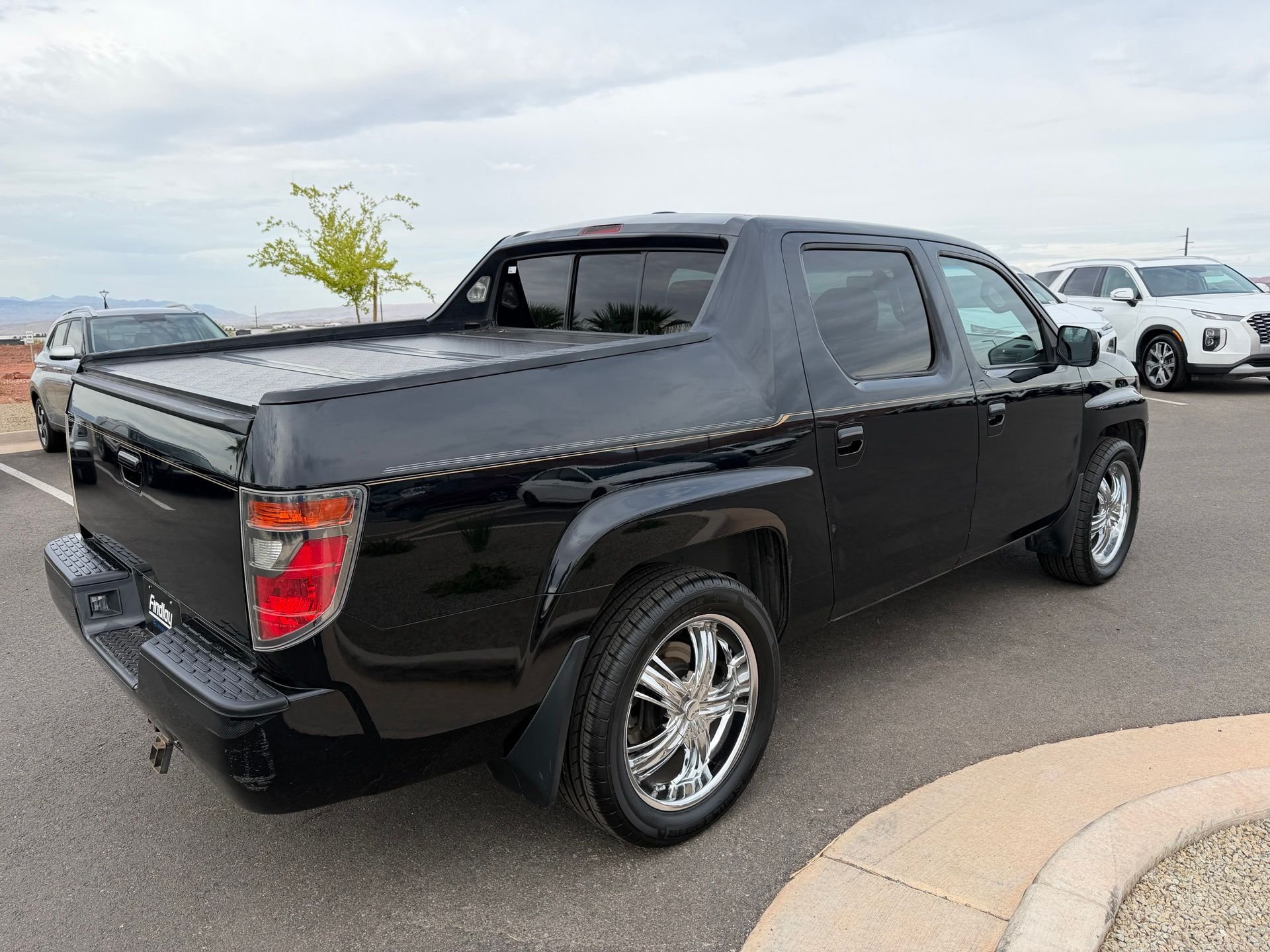 Used 2006 Black Honda RTL image 6