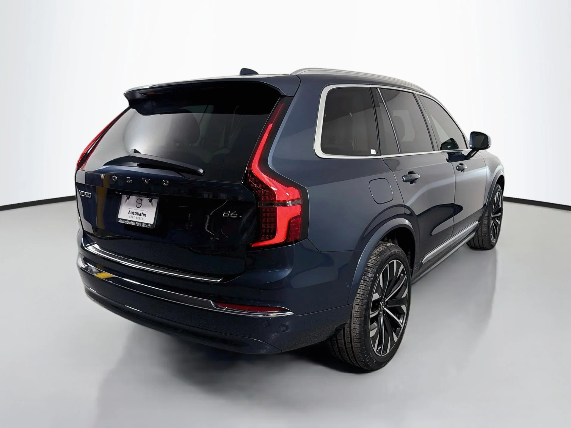 New 2027 Denim Blue Volvo Ultra image 5