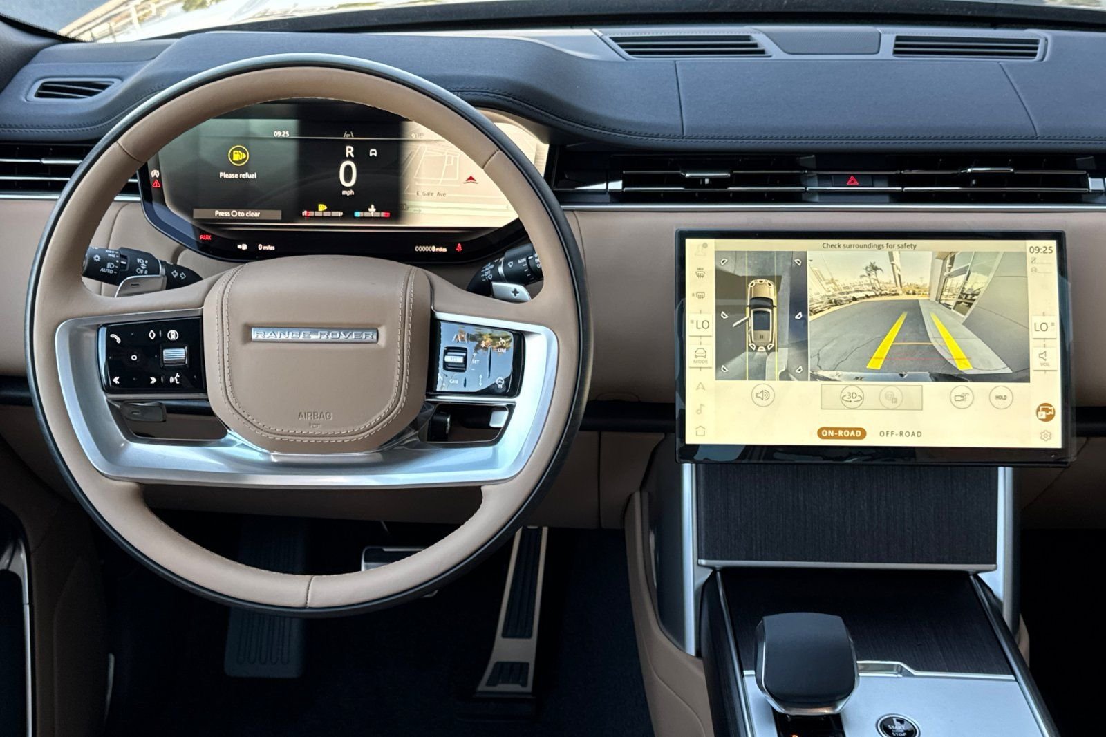 New 2026 Santorini Black Land Rover SE image 15