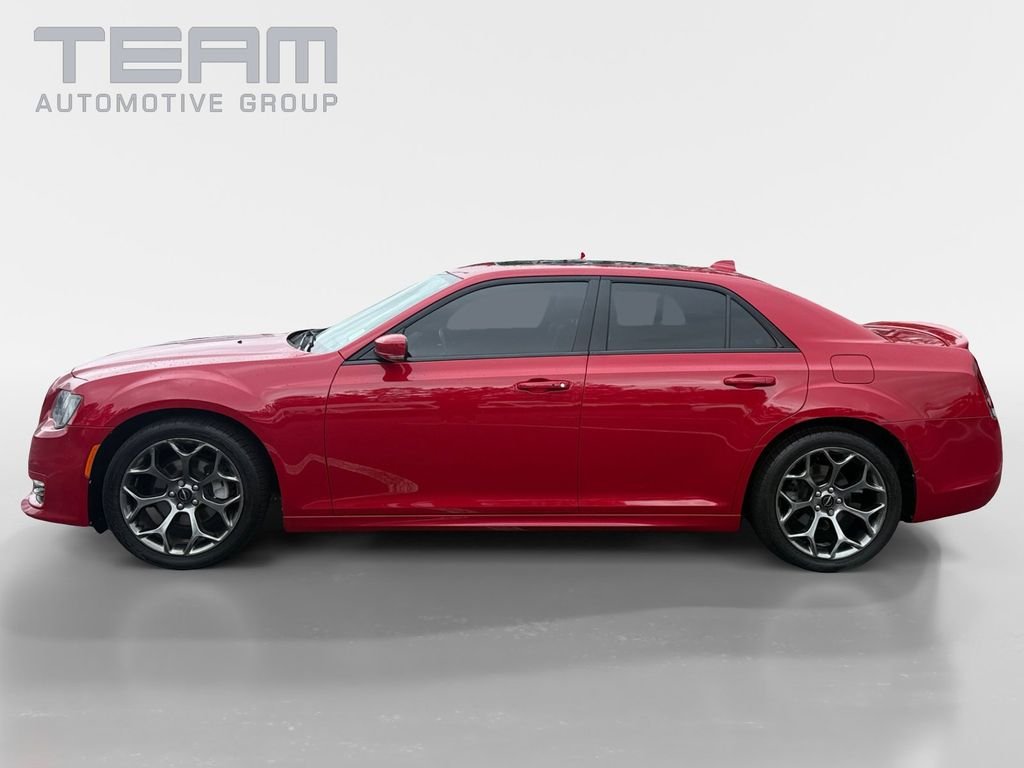 Certified Used 2018 Red Chrysler S image 4