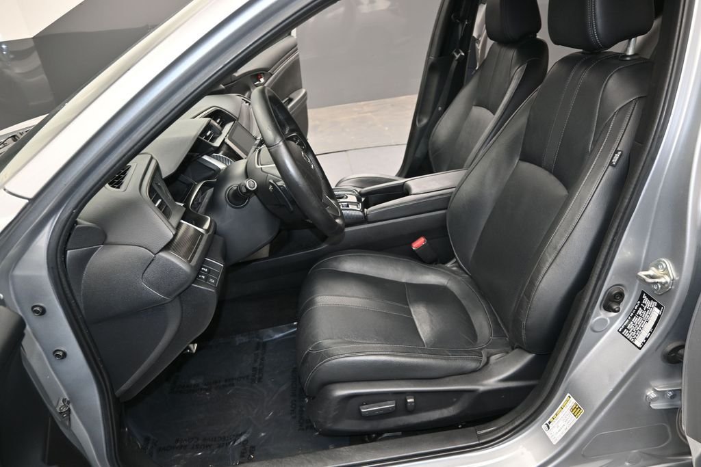 Used 2018 Silver Honda Sport Touring image 19