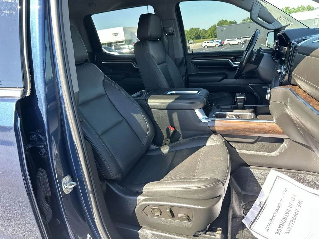 Used 2022 Blue GMC SLT image 30