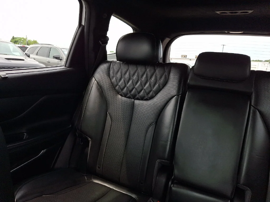 Used 2022 Quartz White Hyundai Calligraphy image 19