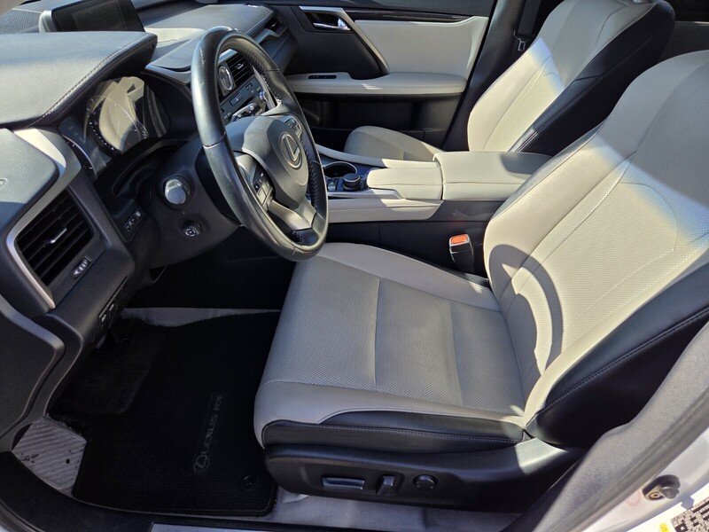 Used 2017 White Lexus 350 image 13