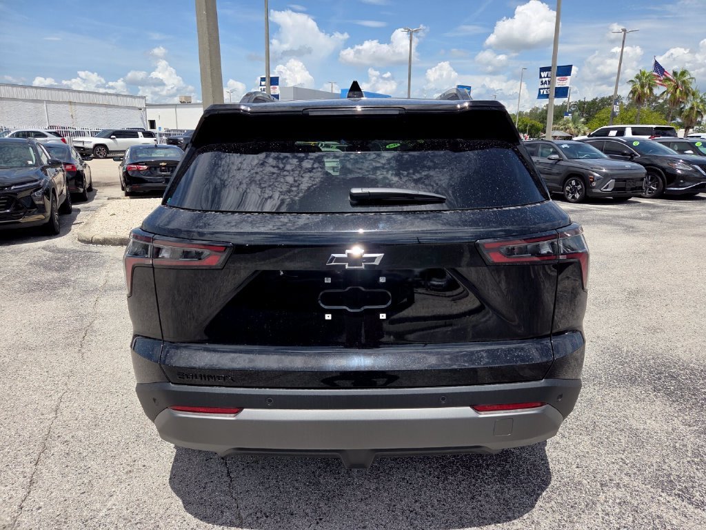 2027 Chevrolet Equinox LT - Photo 12