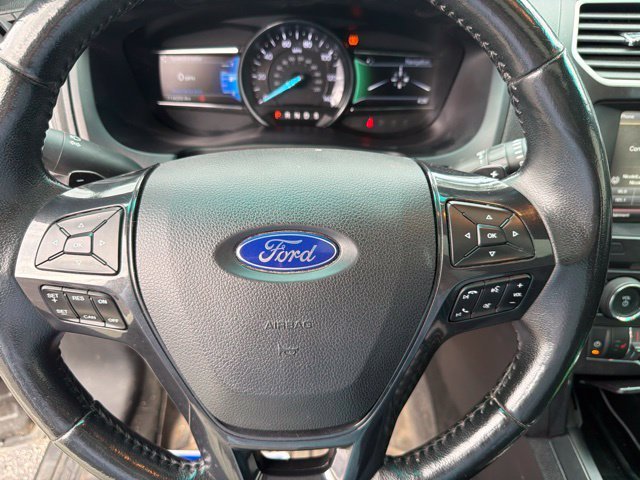 Used 2016 Magnetic Ford XLT image 13