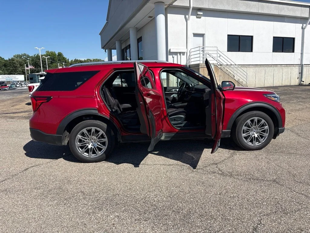 Used 2025 Red Metallic Ford Platinum image 8
