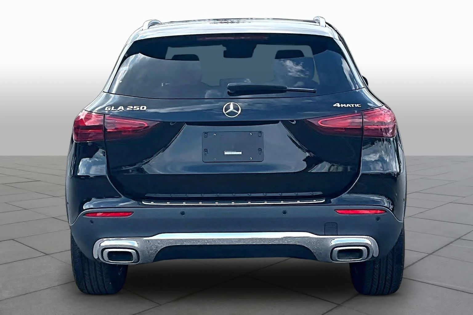 New 2026 Night Black Mercedes-Benz GLA 250 image 5