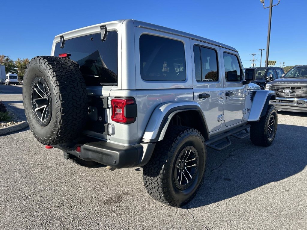 Certified Used 2024 Silver Zynith Clearcoat Jeep Rubicon X image 4