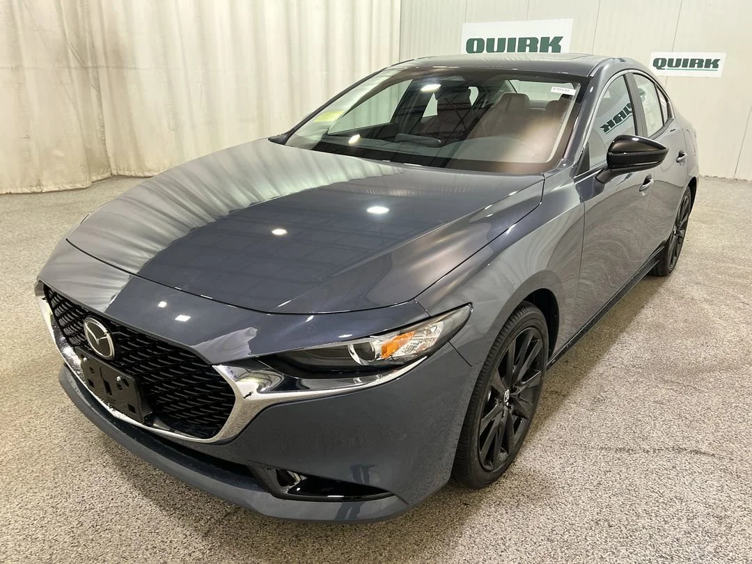 2026 Mazda Mazda3 Carbon Edition - Photo 4