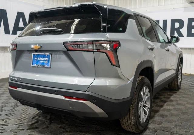 New 2027 Sterling Gray Metallic Chevrolet LT image 5