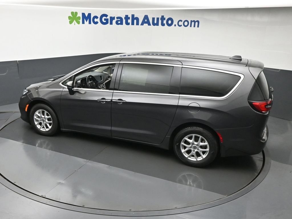 Used 2023 Gray Chrysler Touring L image 32