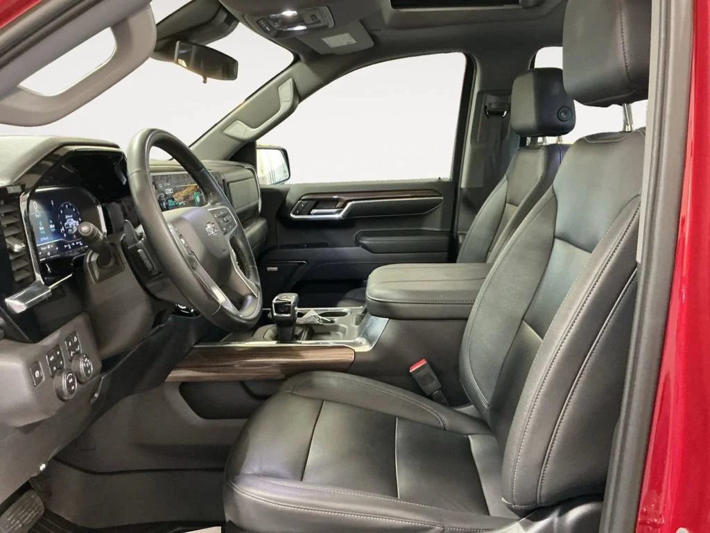 Used 2024 Radiant Red Tintcoat Chevrolet LT Trail Boss image 11