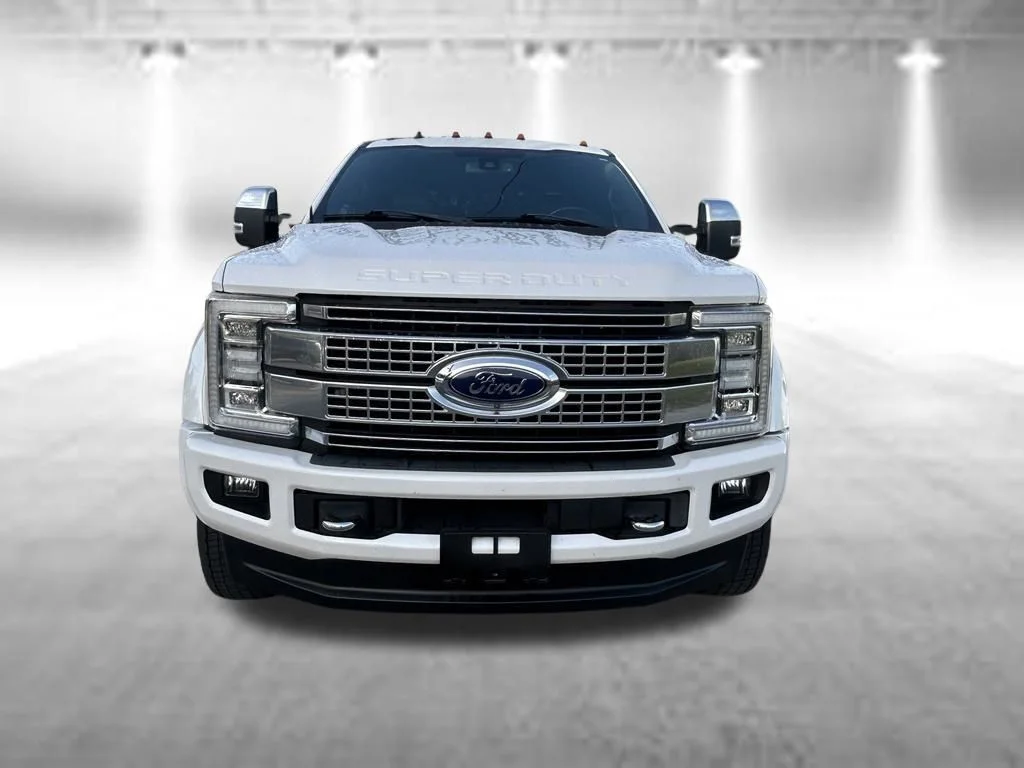 Used 2019 White Platinum Clearcoat Metallic Ford Platinum image 10