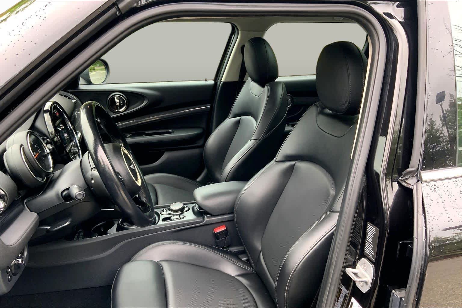 Used 2018 Midnight Black Metallic MINI Cooper S image 8