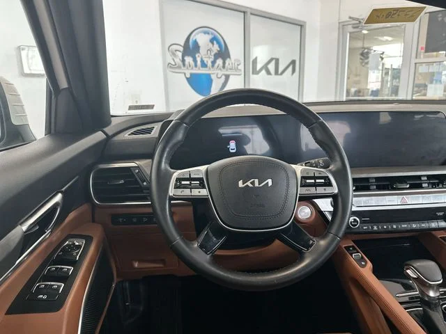 Used 2023 White Kia EX X-Line image 13