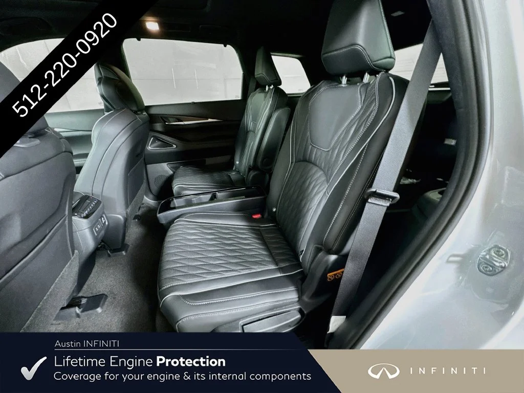 New 2027 White INFINITI Autograph image 31