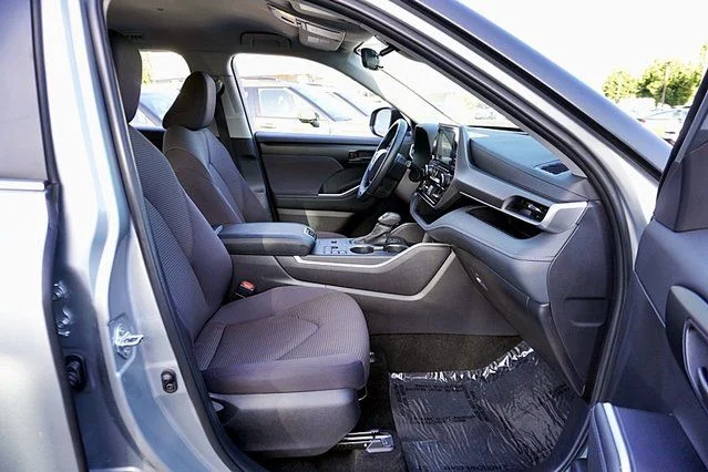 Used 2025 Silver Toyota LE image 10