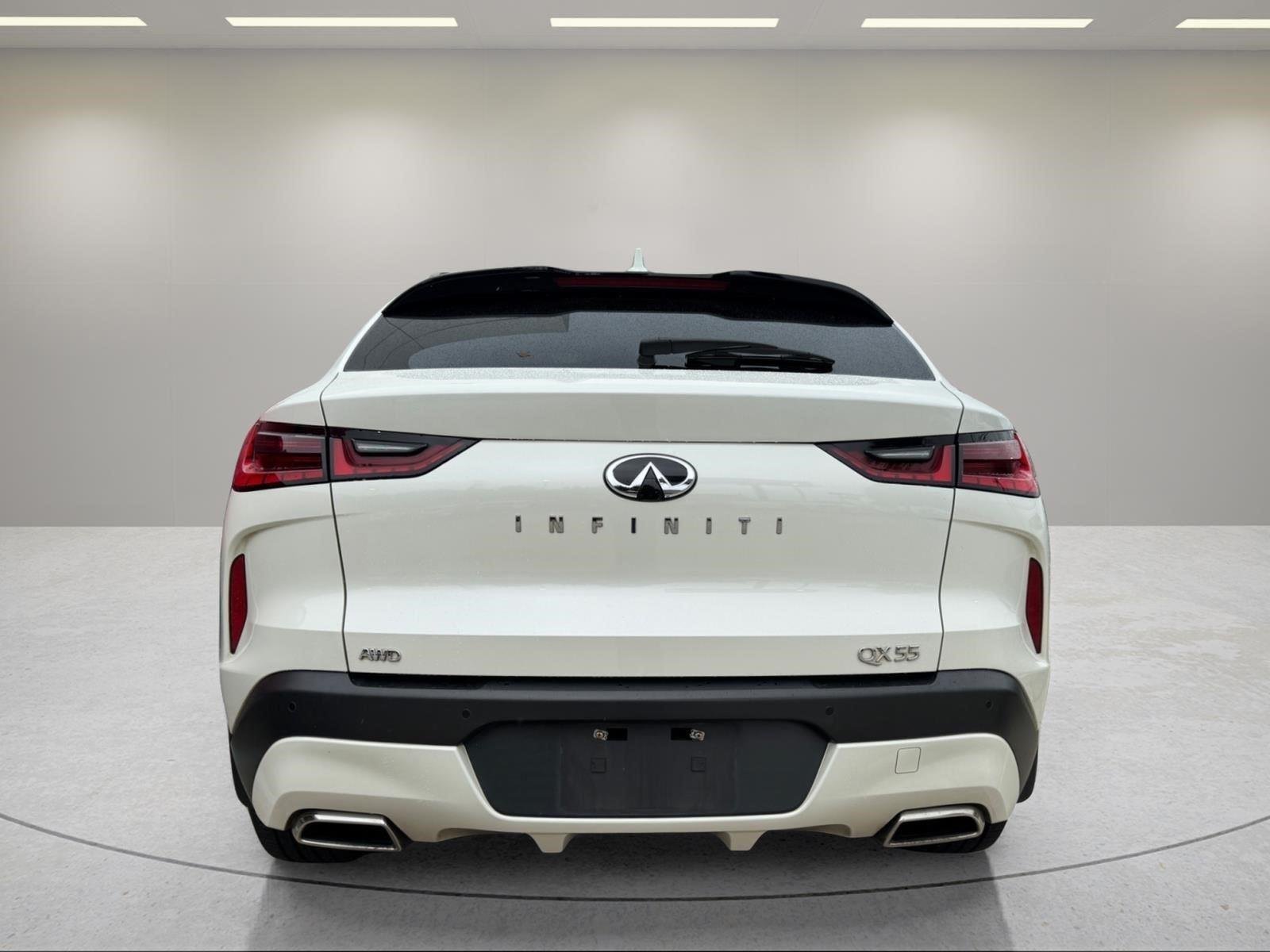 Used 2023 Majestic White INFINITI ESSENTIAL image 6