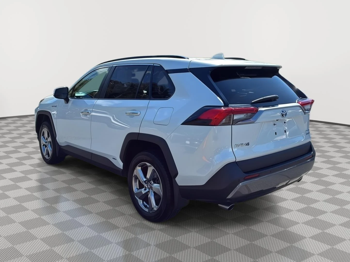 Used 2020 Blizzard Pearl Toyota Limited image 7