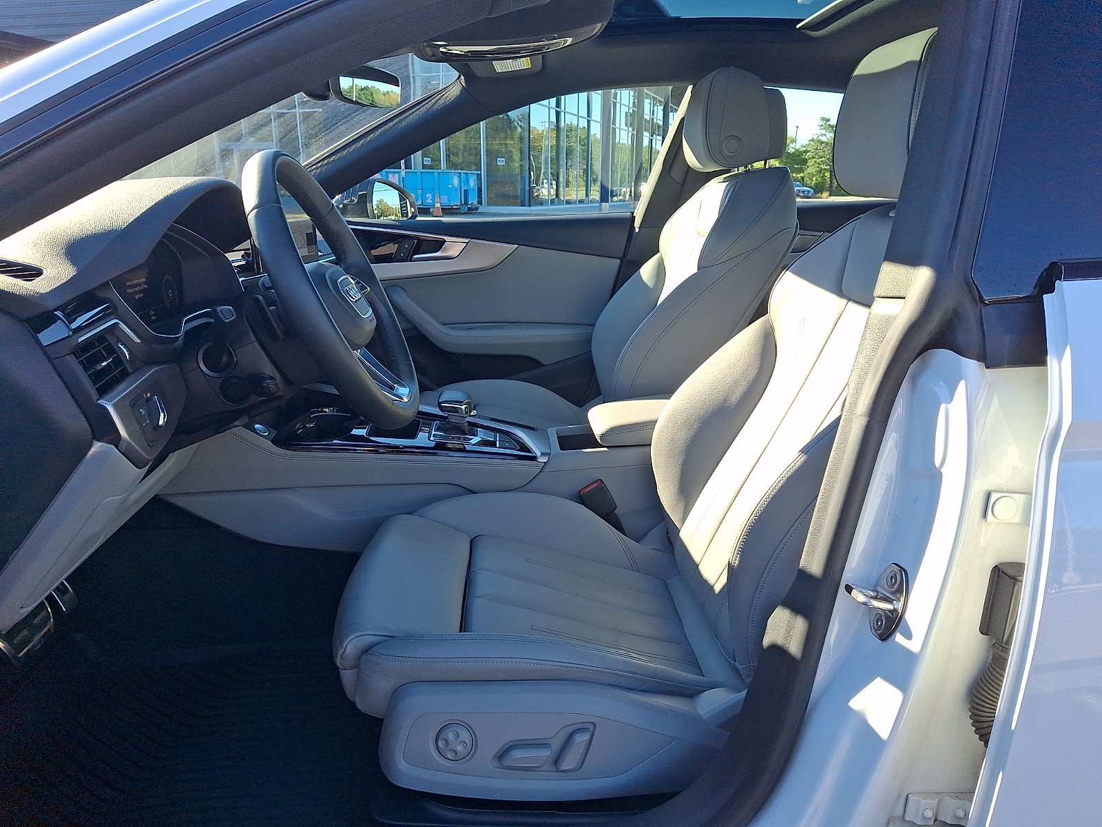 Used 2022 Glacier White Metallic - 2Y2Y Audi Premium Plus 45 TFSI S line quattro S tronic image 13
