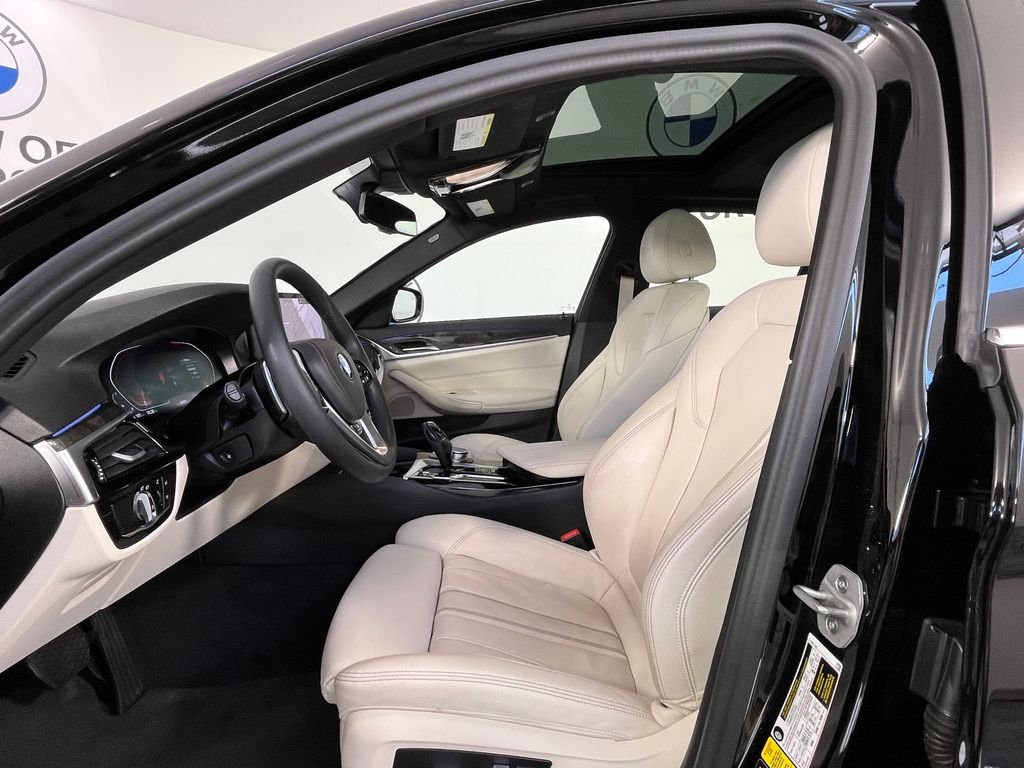 Used 2023 Black BMW 530i xDrive image 20