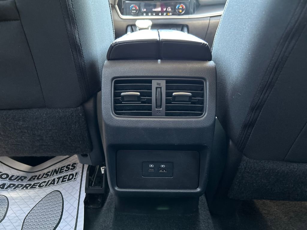 2021 Nissan Rogue SV - Photo 16