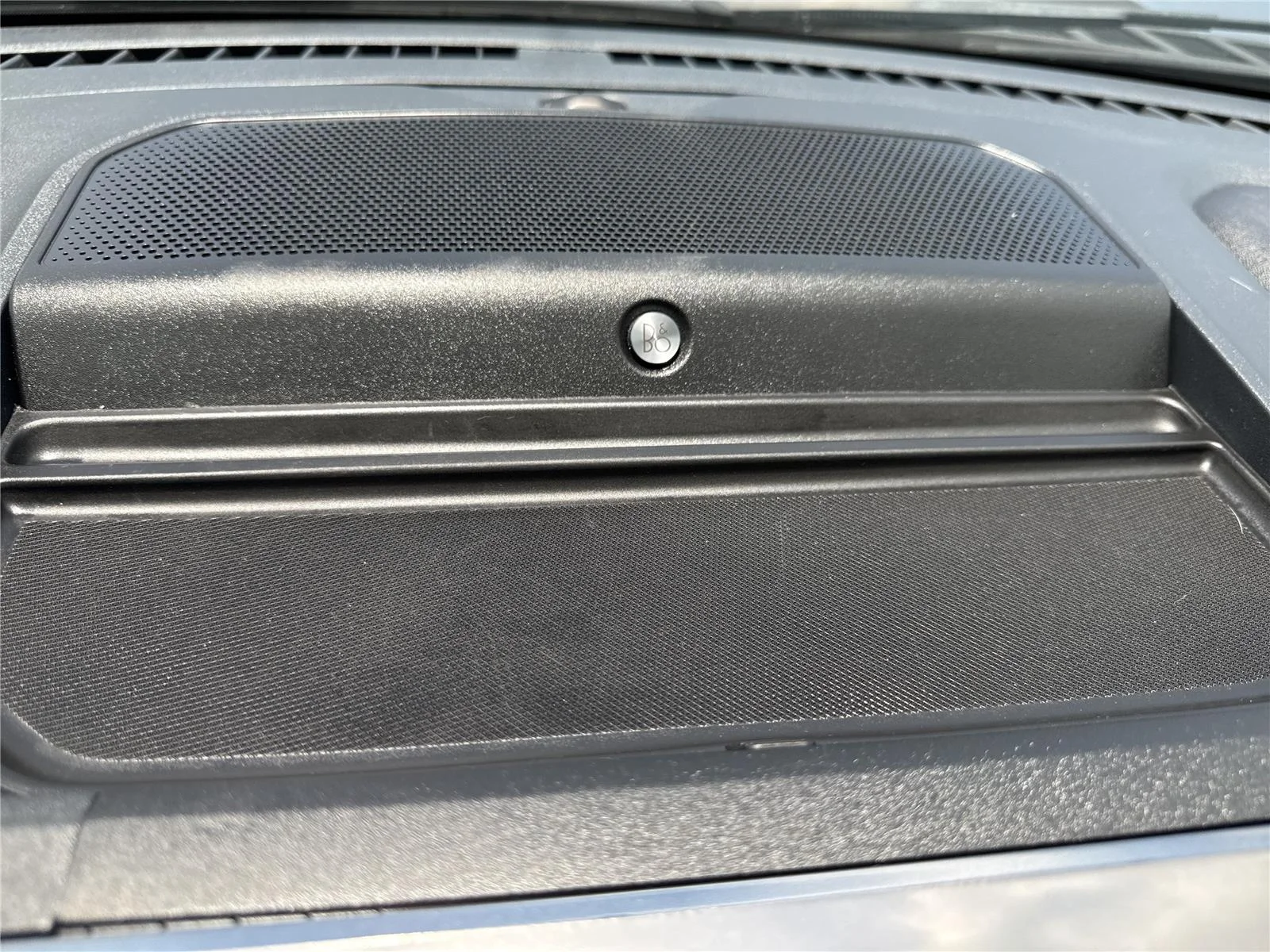 Used 2021 Carbonized Gray Ford Platinum image 28