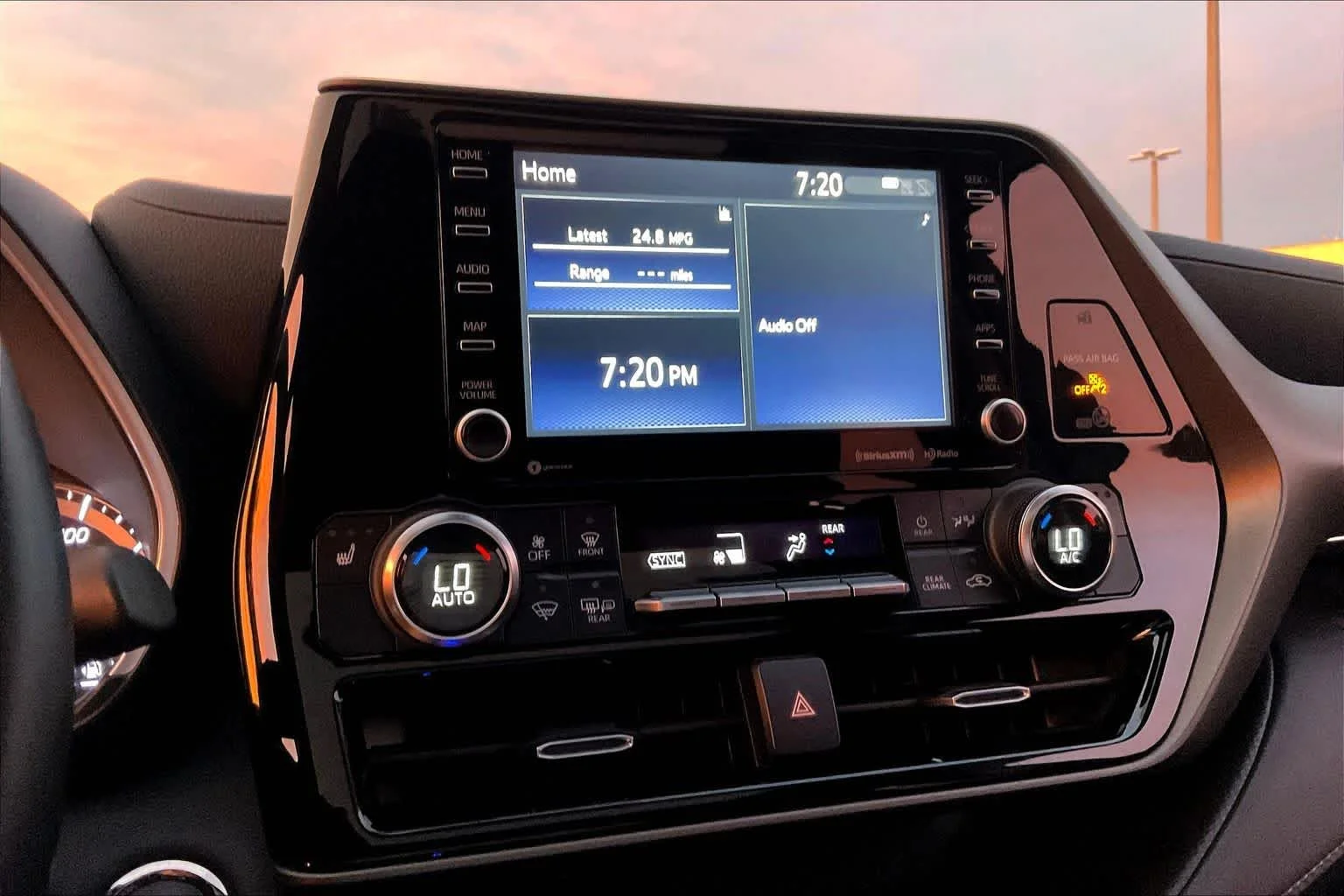 Used 2022 Ruby Flare Pearl Toyota XLE image 32