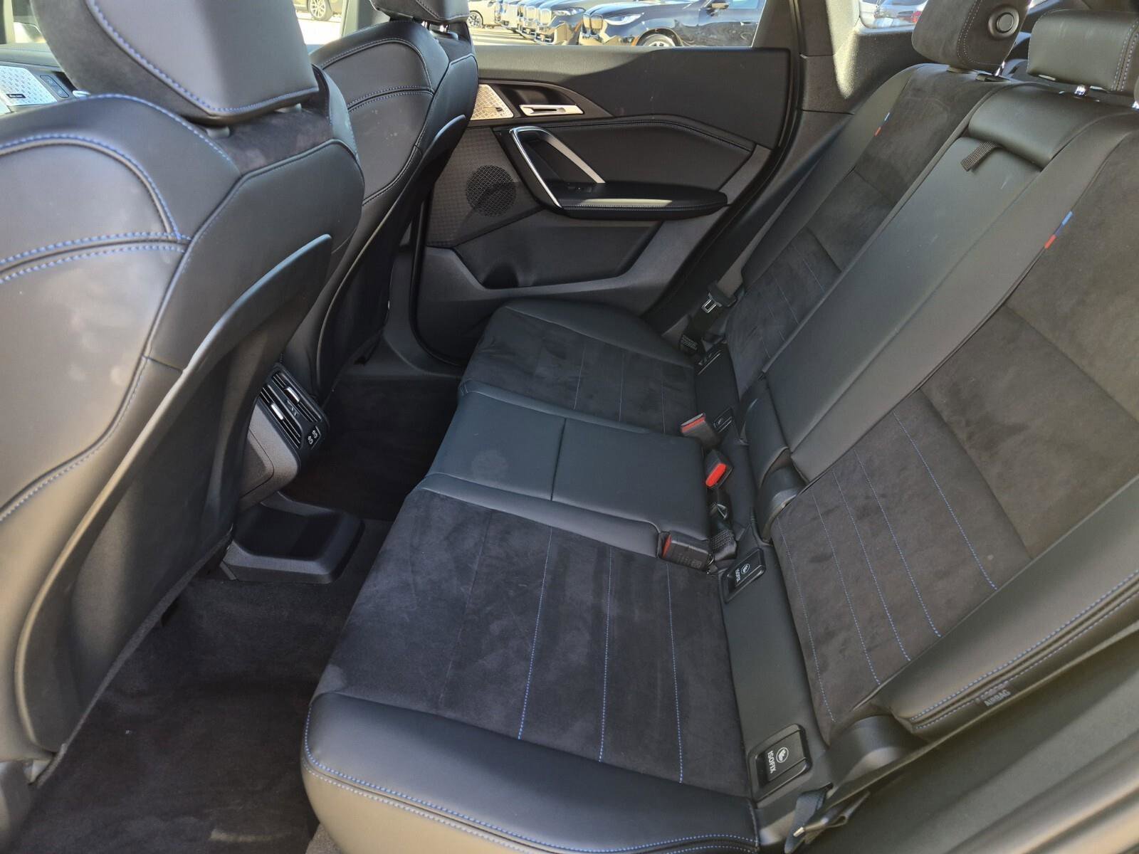 2025 BMW X1 28i - Photo 29