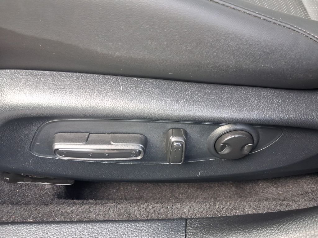 Used 2025  Honda Sport-L image 20