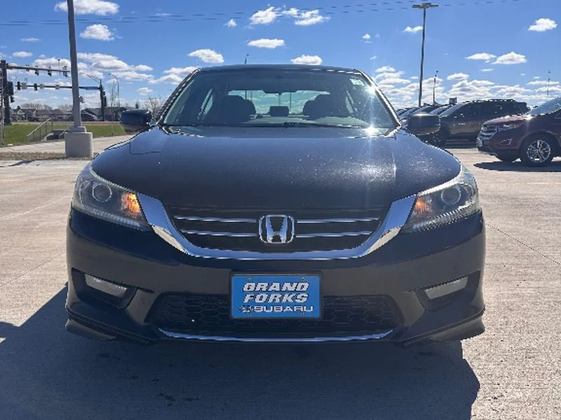 Used 2015  Honda EX image 3