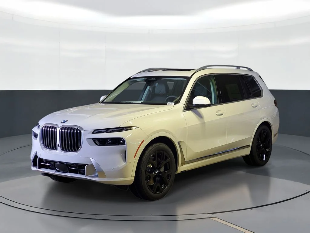 2026 BMW X7 xDrive40i's photo