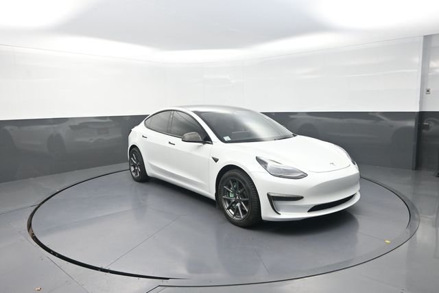 Used 2022  Tesla Long Range image 23