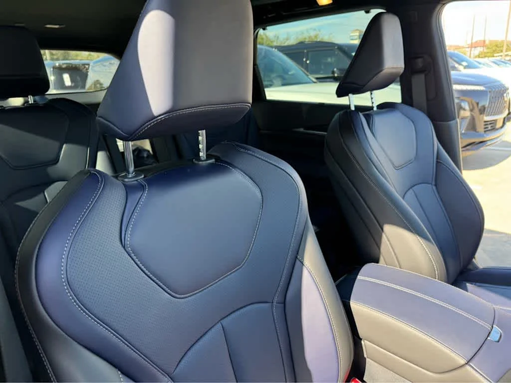 Certified Used 2026 Harbor Gray INFINITI SPORT image 9