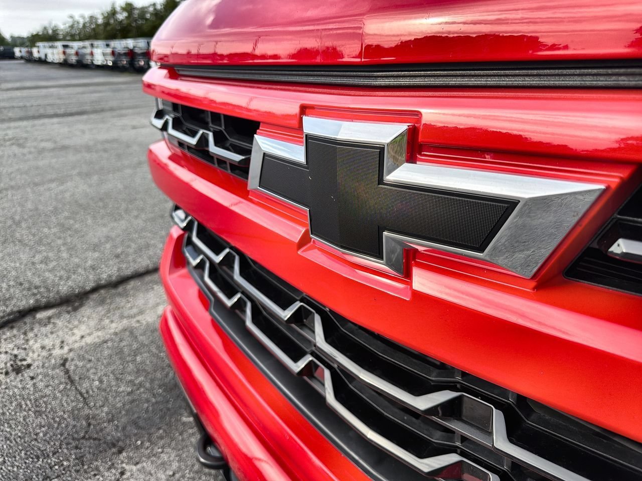 Used 2023 Red Hot Chevrolet RST image 26