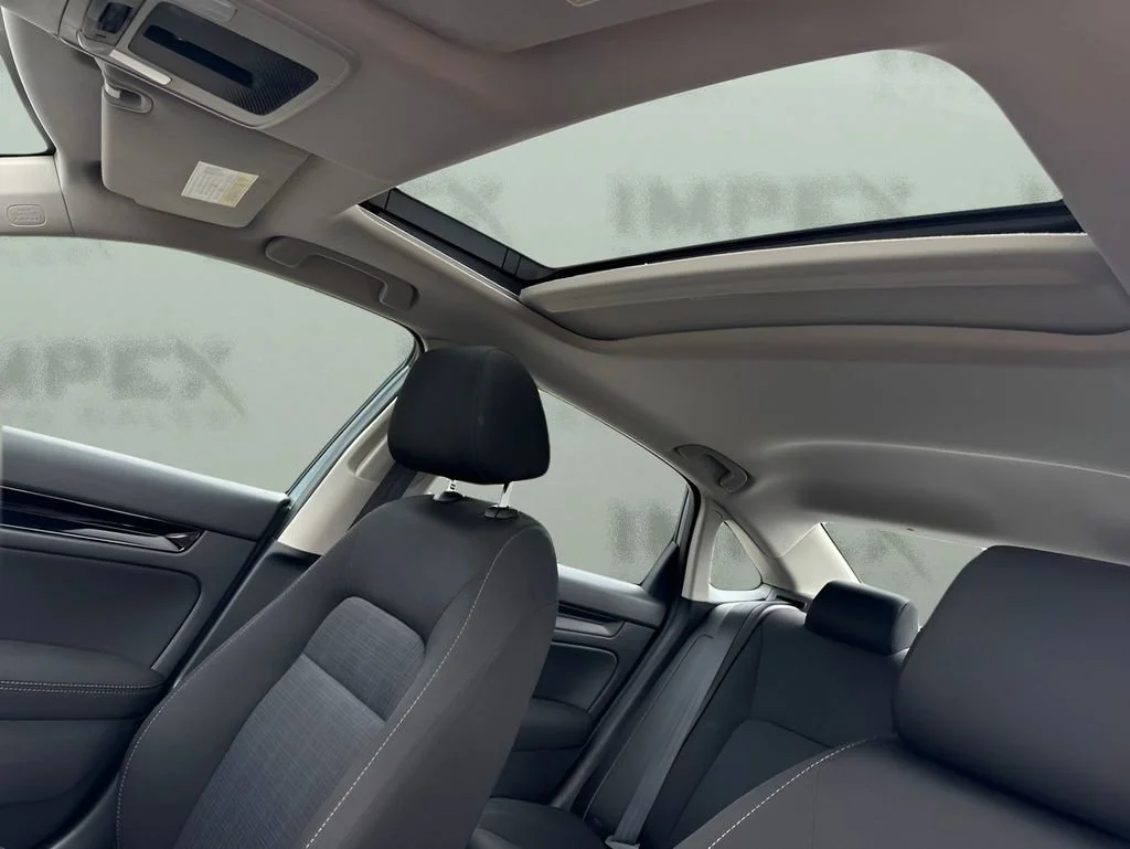 Used 2023  Honda EX image 10