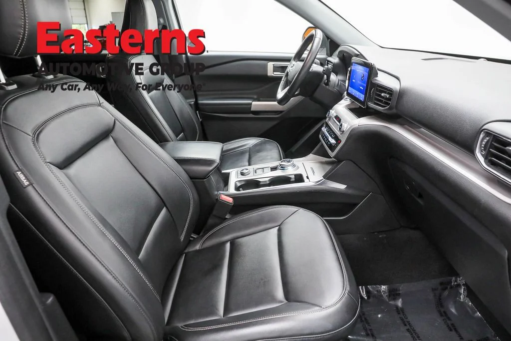 Used 2023 White Ford XLT image 23
