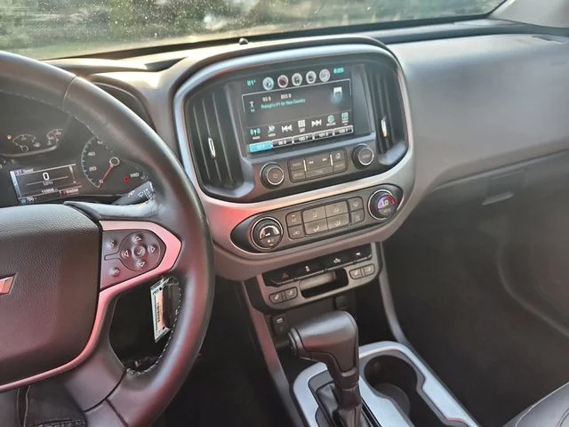 Used 2016 White Chevrolet LT image 20