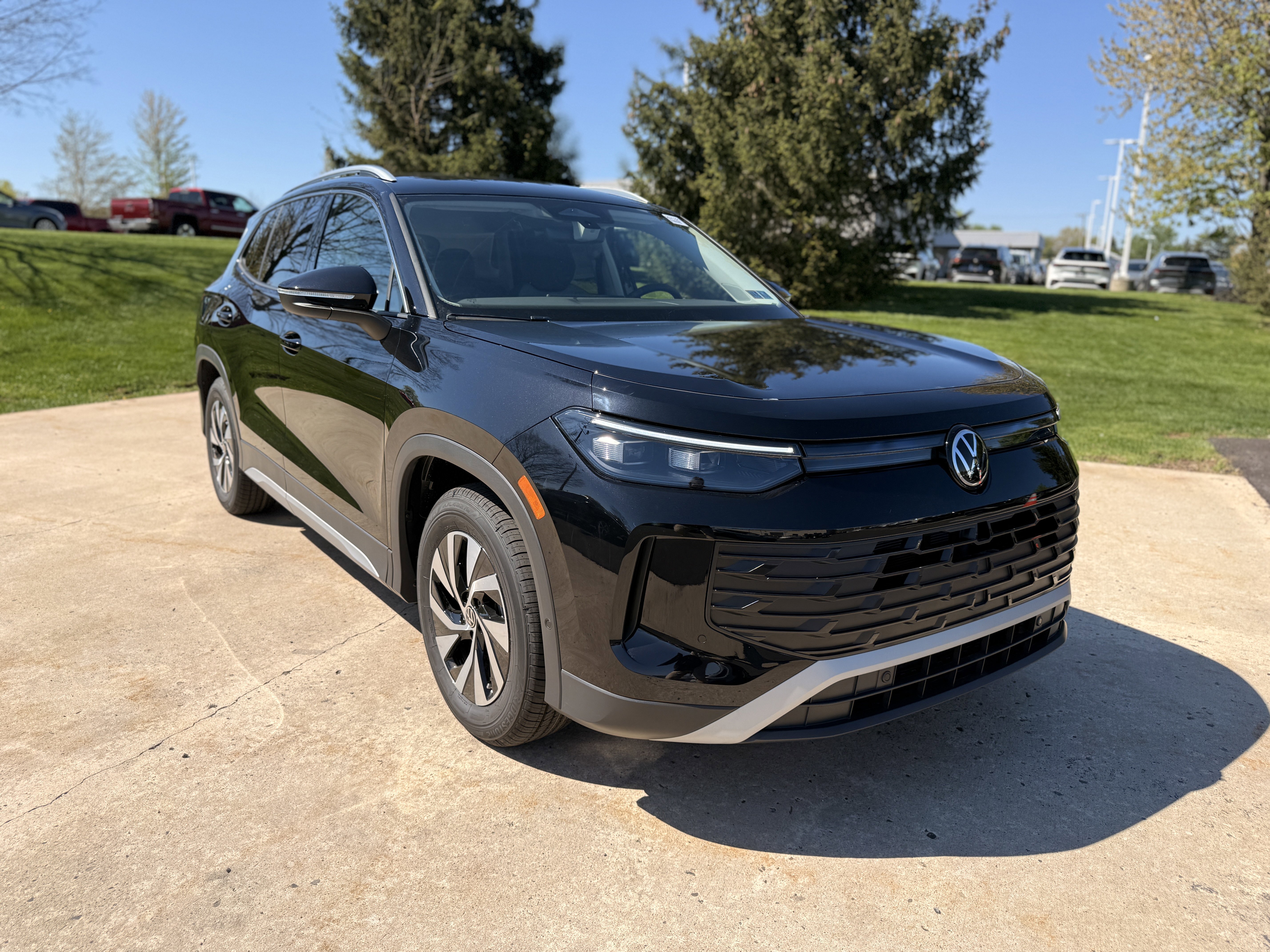 New 2026 Deep Black Pearl Volkswagen S image 2