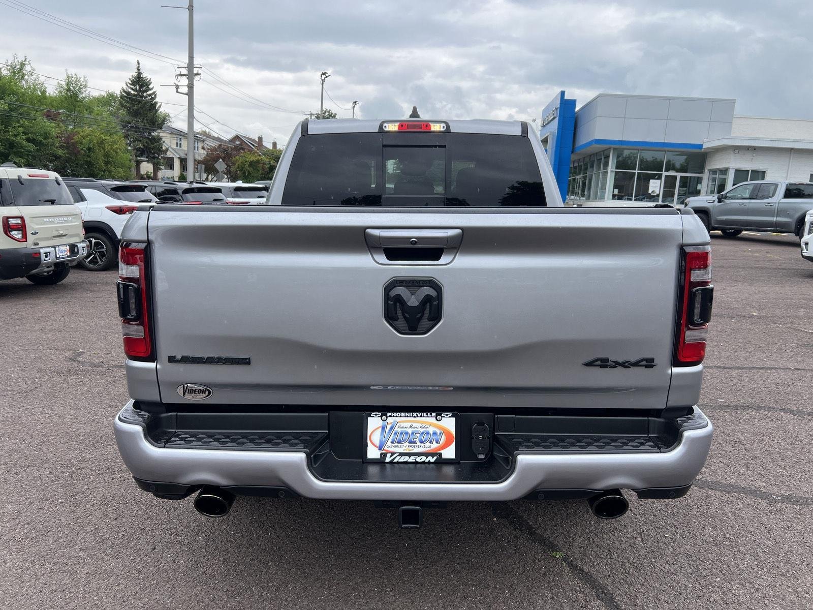 Used 2022 Silver Ram Laramie image 6