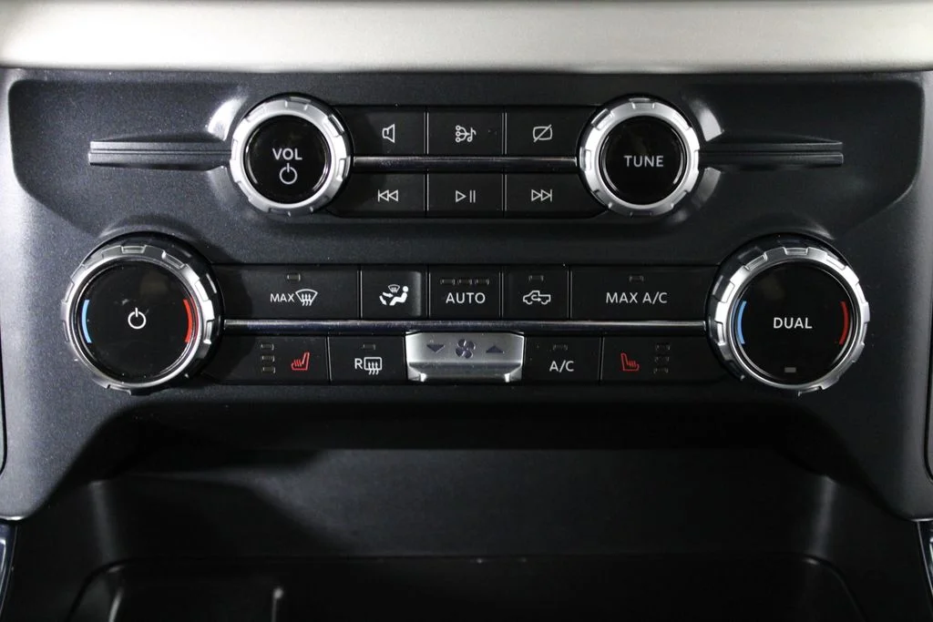 Used 2022 Black Metallic Ford XLT image 26