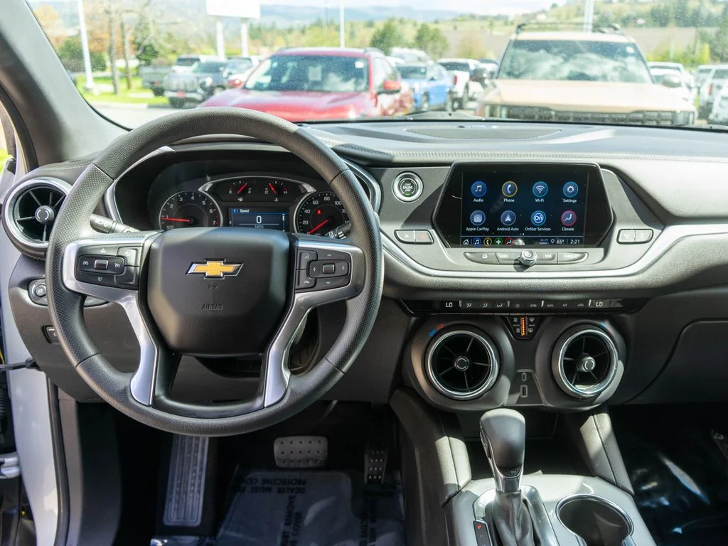Used 2021 Silver Chevrolet LT image 13