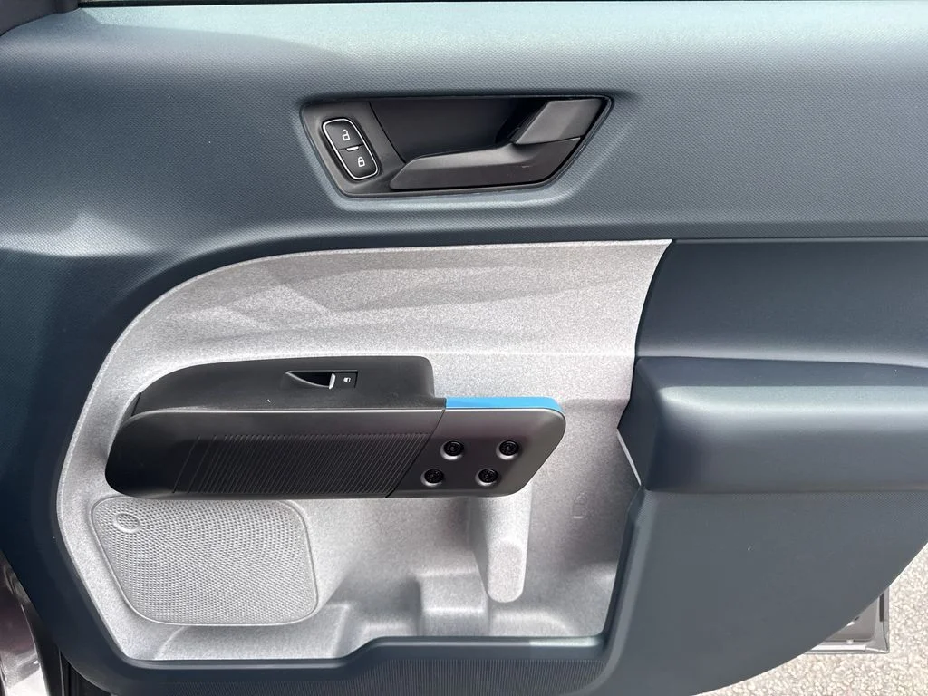 New 2026 Carbonized Gray Metallic Ford XLT image 14