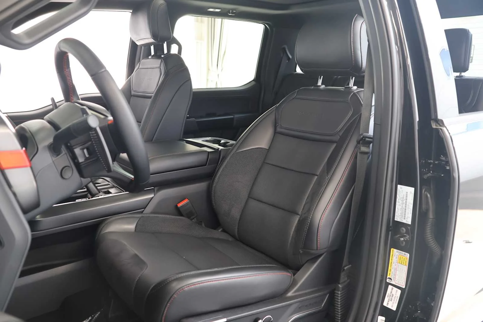 Used 2025 Agate Black Metallic Ford Raptor image 12