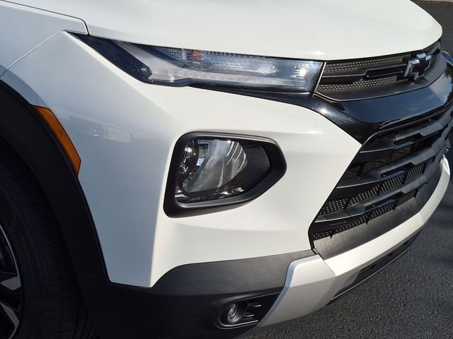 Used 2021 White Chevrolet LT image 9