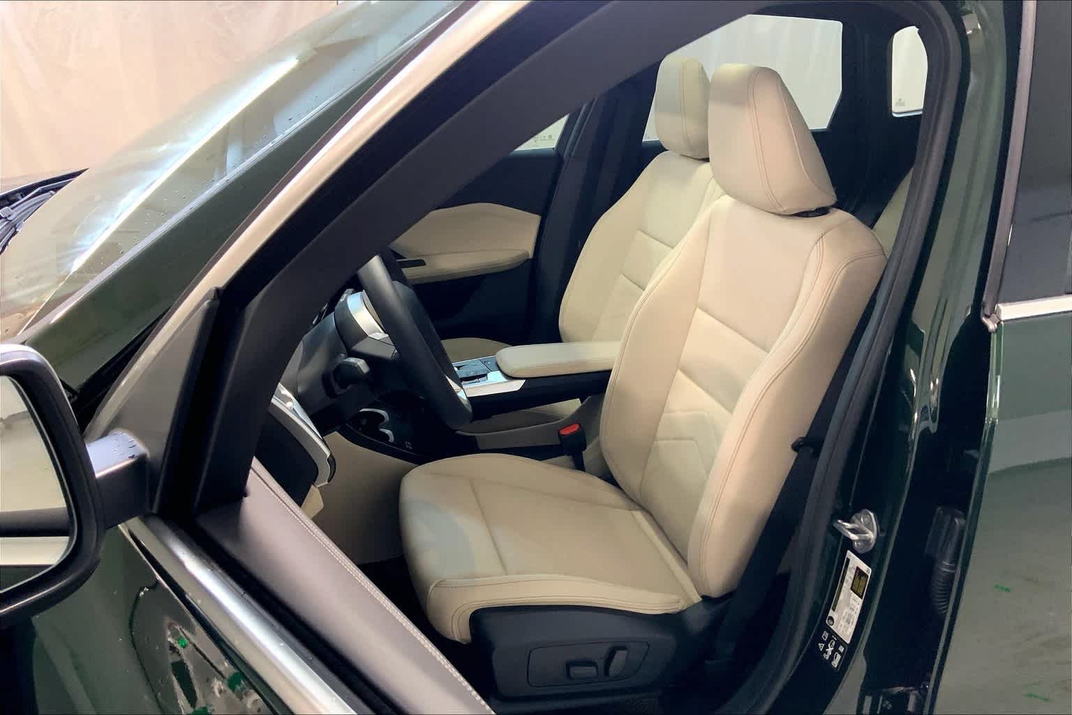 Used 2024 San Remo Green Metallic BMW xDrive28i image 9
