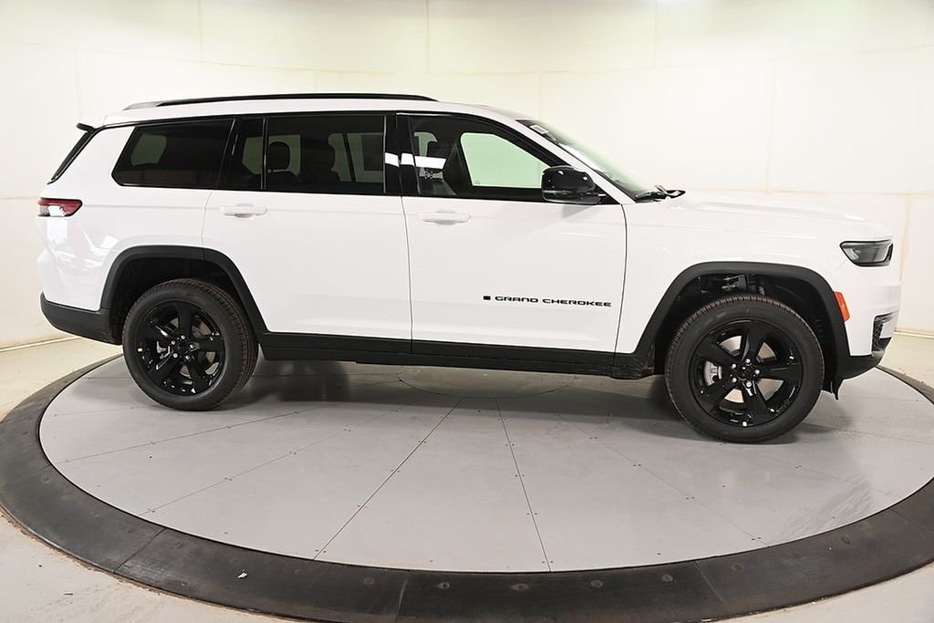2025 Jeep Grand Cherokee L Limited - Photo 2